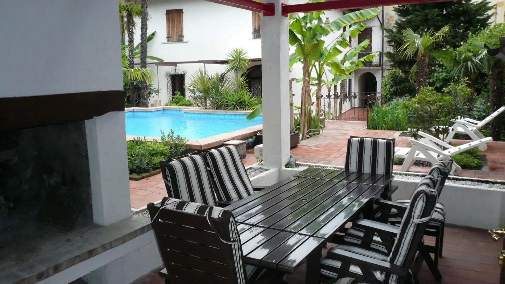 Oasi Holiday Home Toscolano Maderno Italy