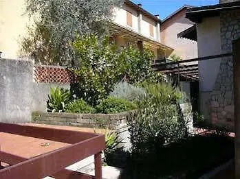Oasi Holiday Home Toscolano Maderno Italy