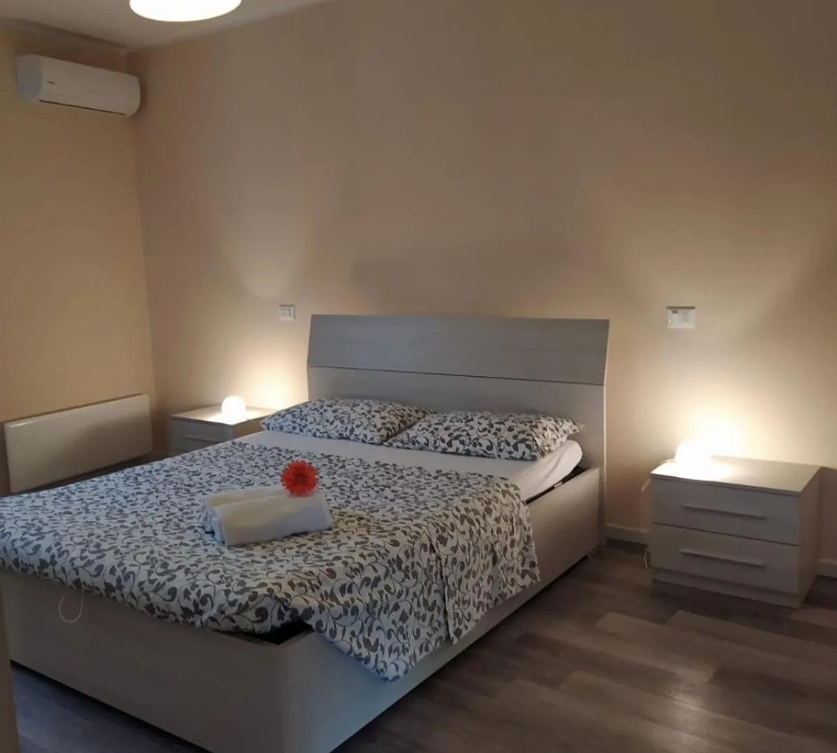 Apartment Oasi Holiday Home Toscolano Maderno Italy