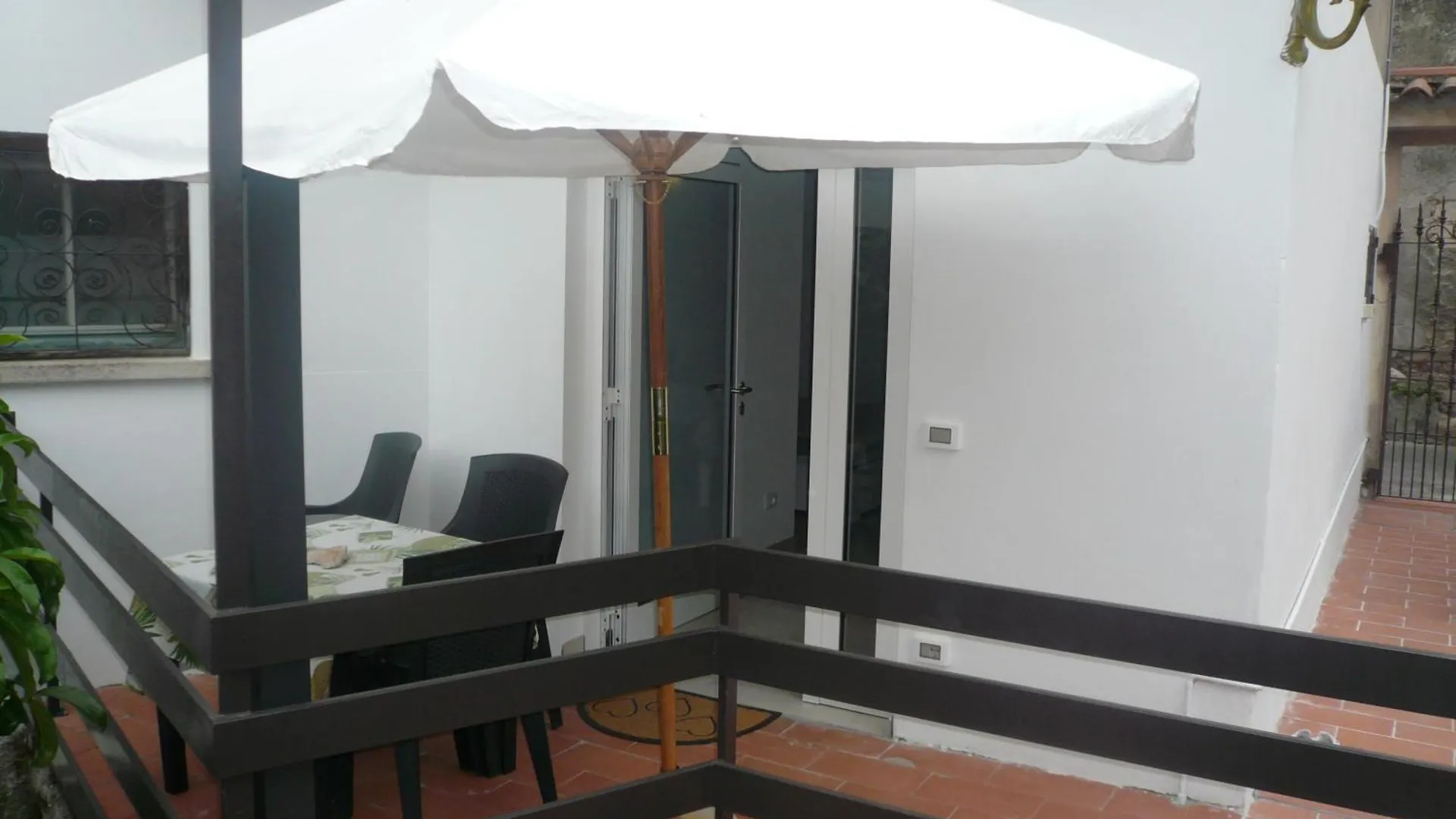 Oasi Holiday Home Toscolano Maderno 0*,