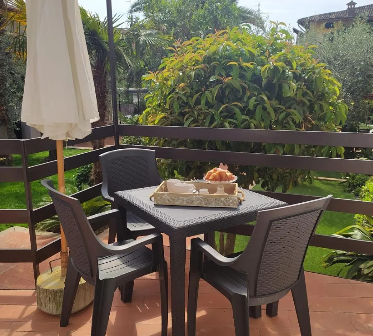 Oasi Holiday Home Toscolano Maderno Italy