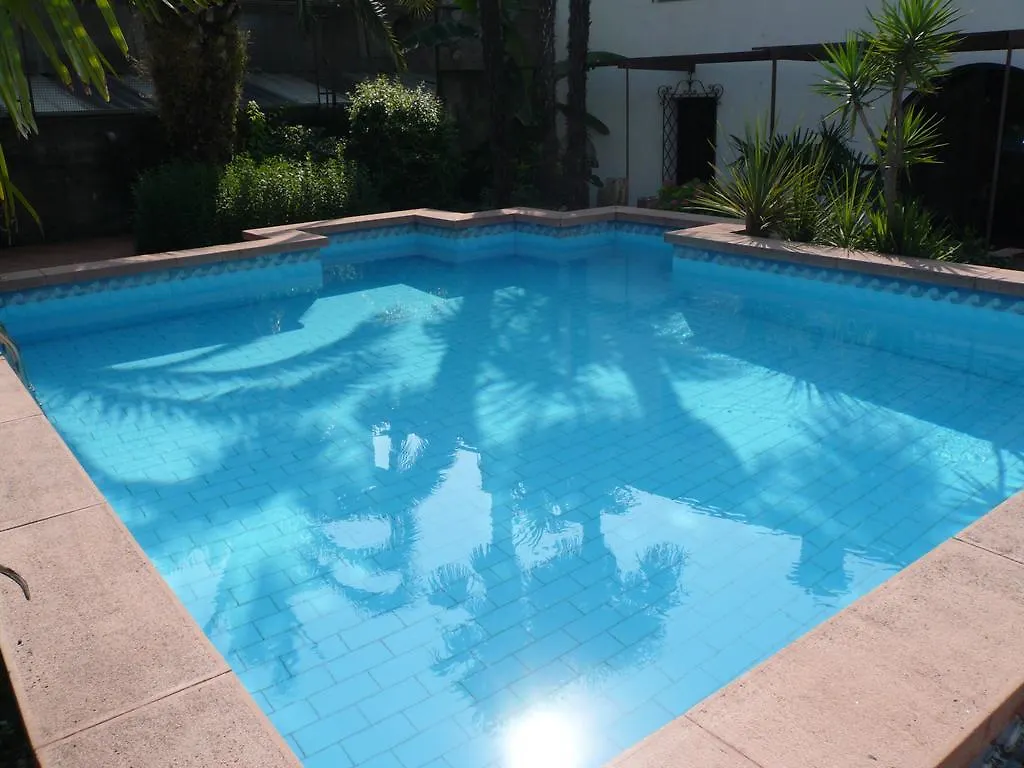 Oasi Holiday Home Toscolano Maderno